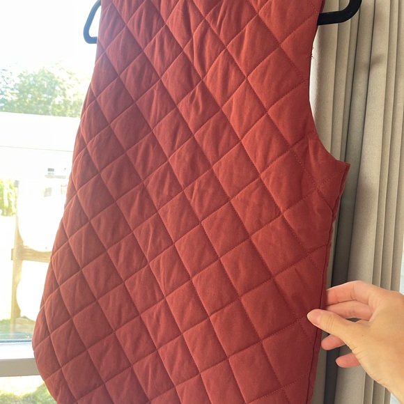 Women's SoftQuilted Vest - Rusted Red - Picture 4 of 6